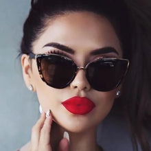 Stylish Ladies Sunglasses - UV400 Gradient Lightweight Plastic Frame