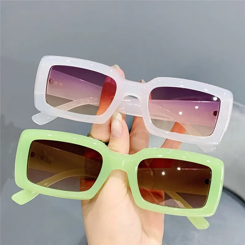 Retro Small Rectangle Sunglasses - Gradient Anti-Reflective UV400 Design