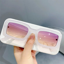 Retro Small Rectangle Sunglasses - Gradient Anti-Reflective UV400 Design
